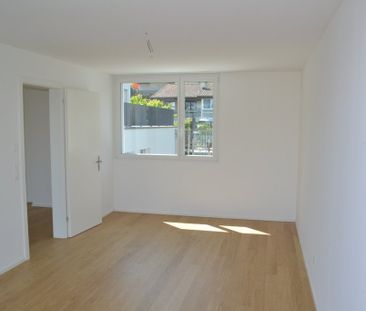 Moderne Wohnung in ruhigem Quartier - Photo 2