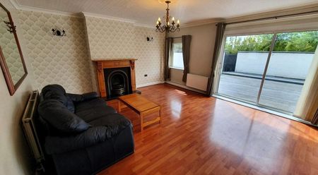 3 Bed Flat, Great Hampton Row, B19 - Photo 2
