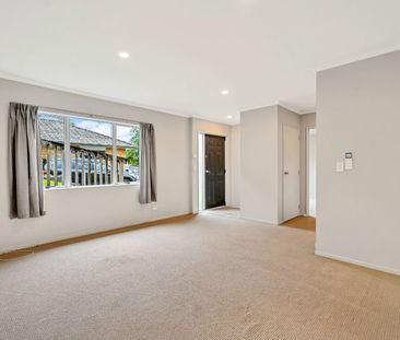 Spacious 2 bed family home! - Photo 4