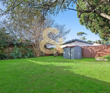 Character Bungalow with Huge Yard, Perfect Maroubra Location - Photo 2