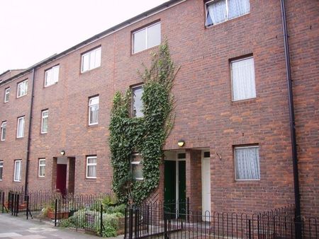 5 Bed Terraced House, Holland Walk, N19 - Photo 3