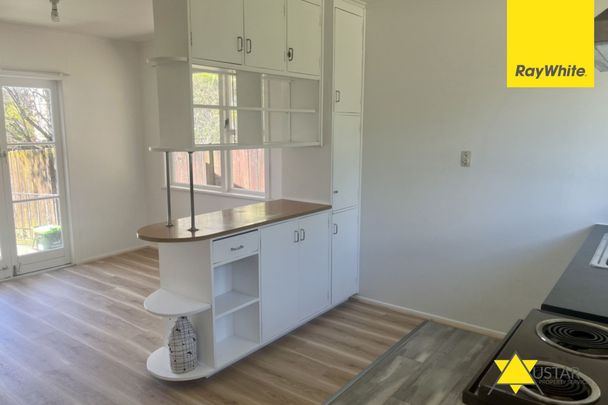 Renovated 3-Bedroom Lynfield Bungalow - Pet Friendly & Prime Location - Photo 1