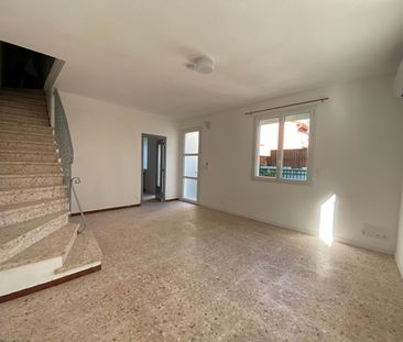 House - Photo 3