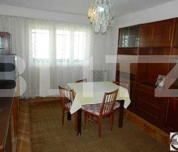 3 camere, 70 mp, decomandat, zona strazii Parang - Fotografie 3