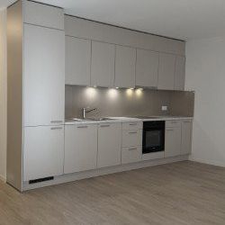 1.5 Zimmer - Photo 2