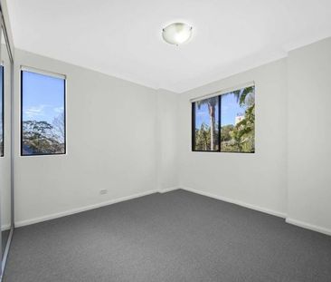 Generous home in prime central location - Photo 2