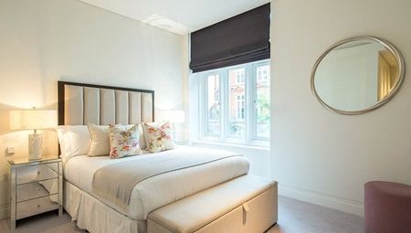 1 bedroom mansion flat with 1 reception and 1 bathroom in Mayfair, W1K - Photo 4
