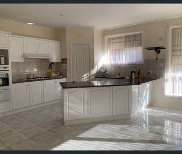 Spacious Family Home in Meadow Heights!!! - Photo 6