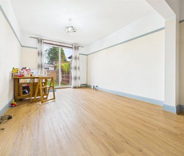 3 bedroom semi-detached house to rent - Photo 3