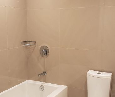 $1,700 / 432ft2 – Conveniently located BRAND NEW Studio suite (R0073) - Photo 6