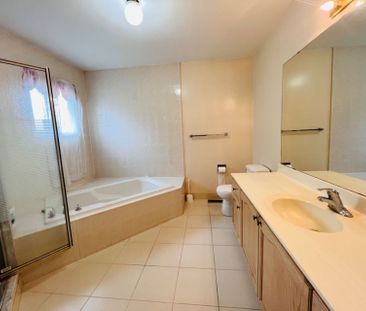 For Lease - 15 Cantertrot Court Unit# Masterbedroom, Vaughan, Ontario - Photo 5