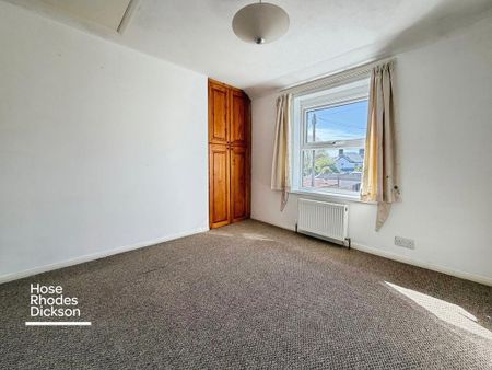 2 bedroom terraced house to rent - Photo 5
