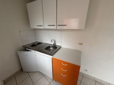 Location Appartement 1 pièce 32m² NANTES 44000 - Photo 3