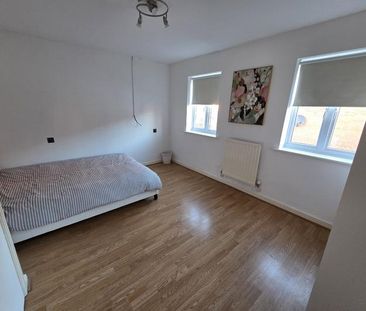4 bedroom house share to rent - Photo 2