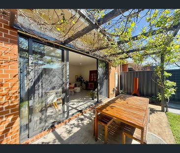 2/3 Ryhope Street, Mount Hutton, NSW 2290 - Photo 1