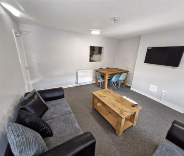 10 bedroom apartment to rent - Photo 2