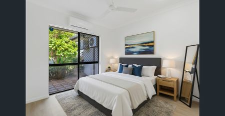 4 BEDROOMS, 2 BATHROOMS, POOL & SHED - Photo 2