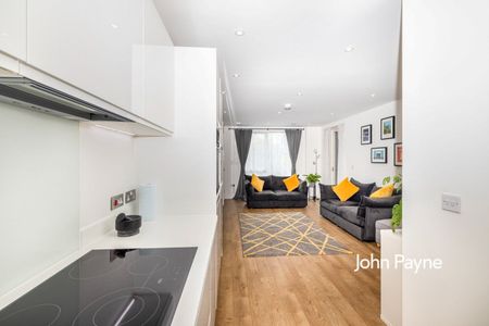 38 Artillery Place, London, SE18 - Photo 3