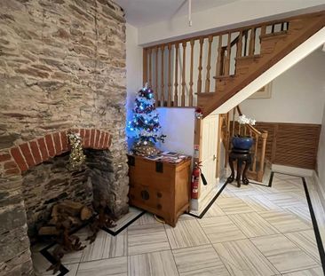 2 bedroom house to rent - Photo 1