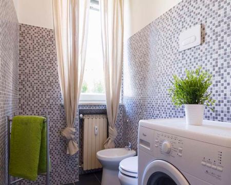 Via Marcantonio Colonna, Milan, Lombardy 20149 - Photo 3