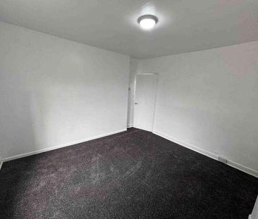 Little Duke Street, CV11 - Photo 1