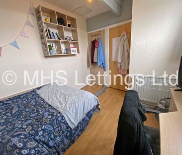 4 Bedroom Mid Terraced House for rent in Lumley Avenue - Photo 4