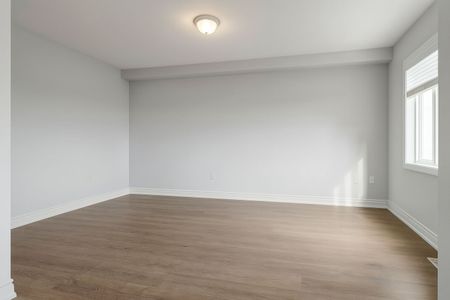 For Lease - 3091 Monarch Drive, Orillia, Ontario - Photo 2