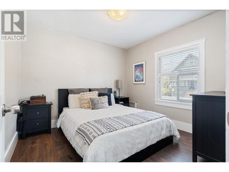 28xx W 6 AVENUE, Vancouver, British Columbia - Photo 2