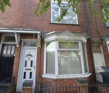 3 bedroom terraced house to rent - Photo 5