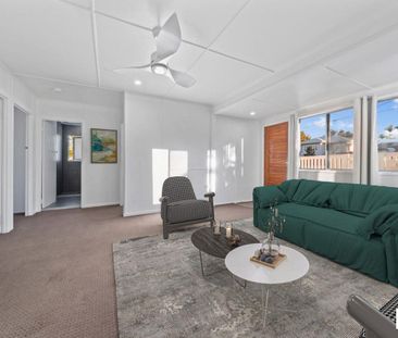 8 ROBERTS STREET, North Ipswich QLD 4305 - House For Rent | Domain - Photo 1