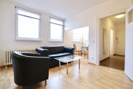 1 Zimmer in Düsseldorf - Photo 2