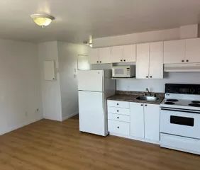 1 room apartment of 52m² in Gatineau - Photo 2