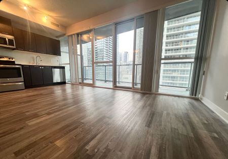 For Lease - 20 Bruyeres Mews Unit# 1110, Toronto, Ontario - Photo 3