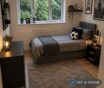4 bedroom terraced house to rent - Photo 3
