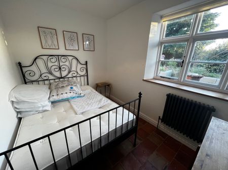 Church Hill, Eye, Hoxne - Photo 4