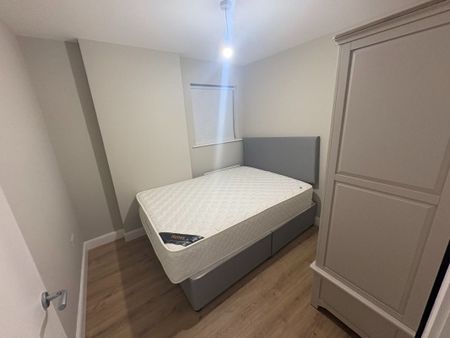 110 College Court Central, Belfast BT1 6BF - Photo 4