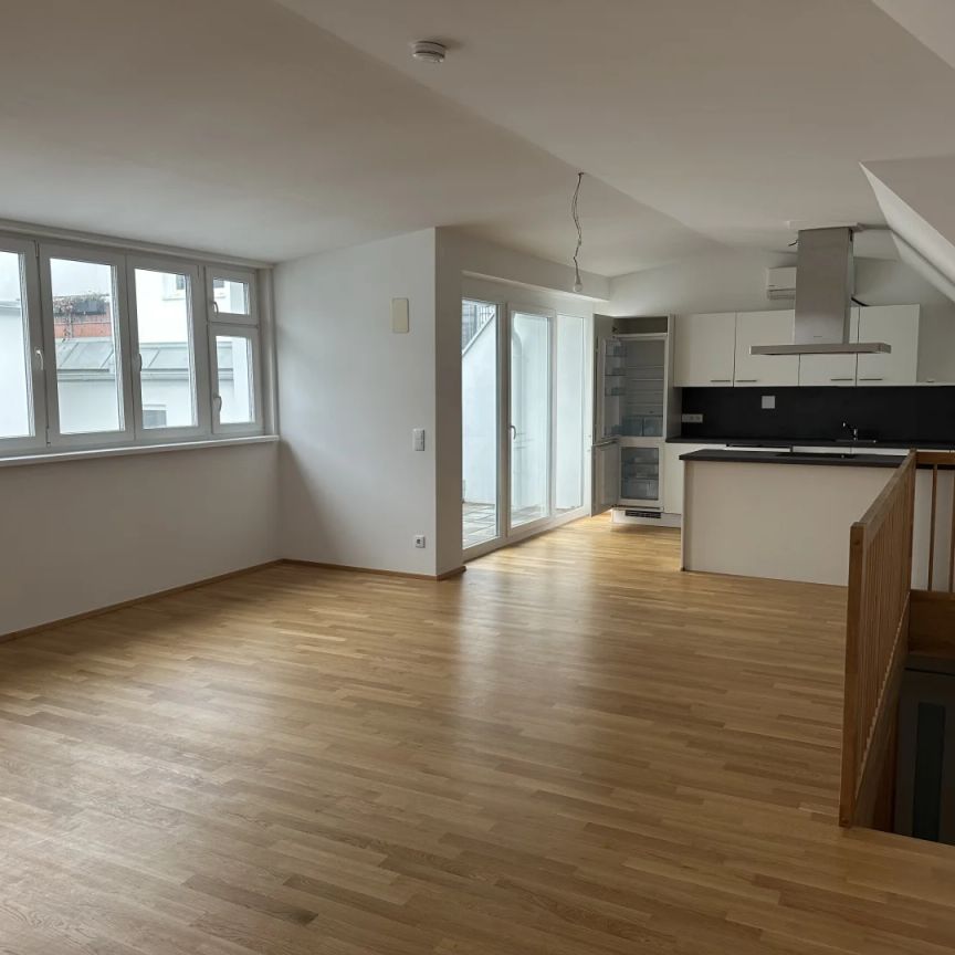 Sonnige, helle 3 Zimmer Wohnung, inkl. Küche und Klimaanlage- Nähe Bahnhof Mödling - Photo 1