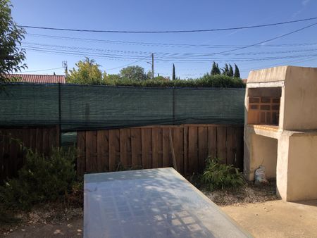 Location Maison 3 pièces 67m² BASSAN 34290 - Photo 4