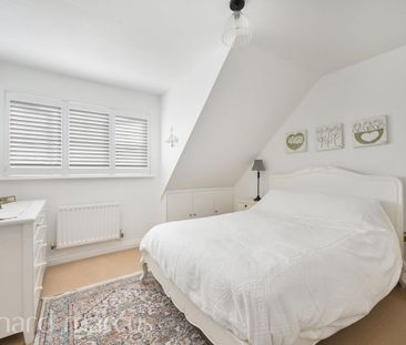 Lower Green Gardens - Photo 4