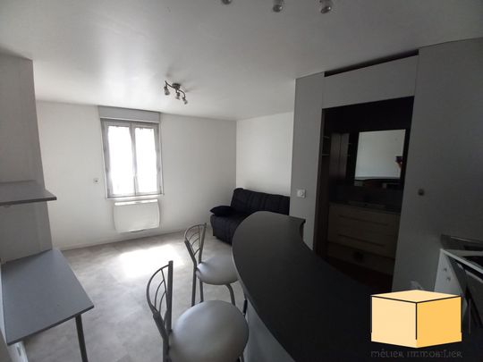 Location Appartement 1 pièce 21m² BELLEY 01300 - Photo 1