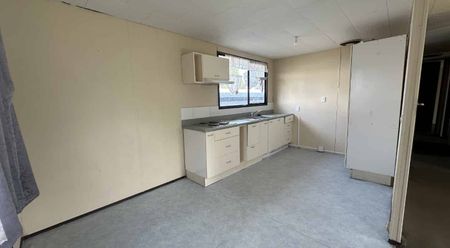 Clendon Park 3 Bedroom home - Photo 5