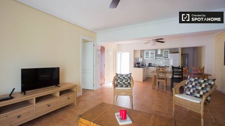 valencia, Valencian Community 46004 - Photo 5