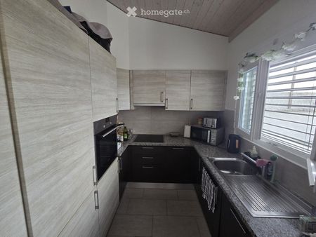 Bel appartement en attique 3.5 pièces pour le 1er novembre - Photo 3
