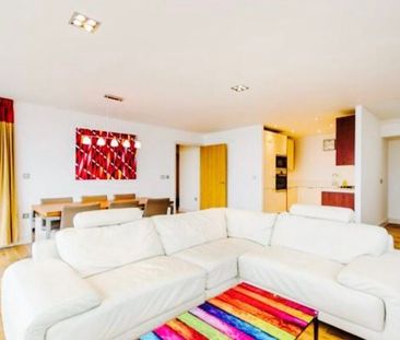 2 Bed Penthouse, Rayleigh Road, E16 - Photo 1