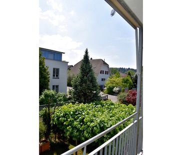 2 Zimmer-Wohnung in Seuzach (ZH), möbliert, auf Zeit - Photo 2