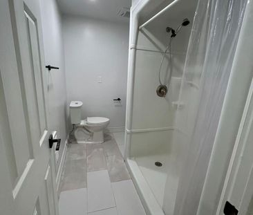 For Lease - 47 Belfry Drive, Newmarket, Ontario - Photo 1
