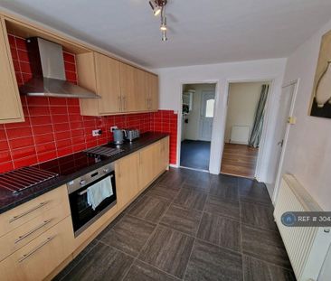 2 bedroom terraced house to rent - Photo 6