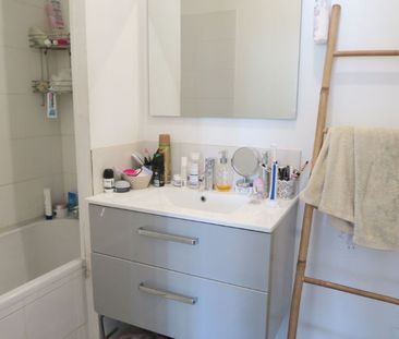 Appartement à louer - Photo 2