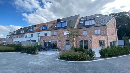 Modern appartement in het centrum van Berlare met terras en ondergrondse autostaanplaats - Photo 2