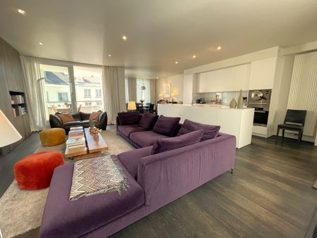 Luxueus appartement van ca. 167m², uniek gelegen in het hart van het historische centrum, op de Zandberg ! - Foto 4